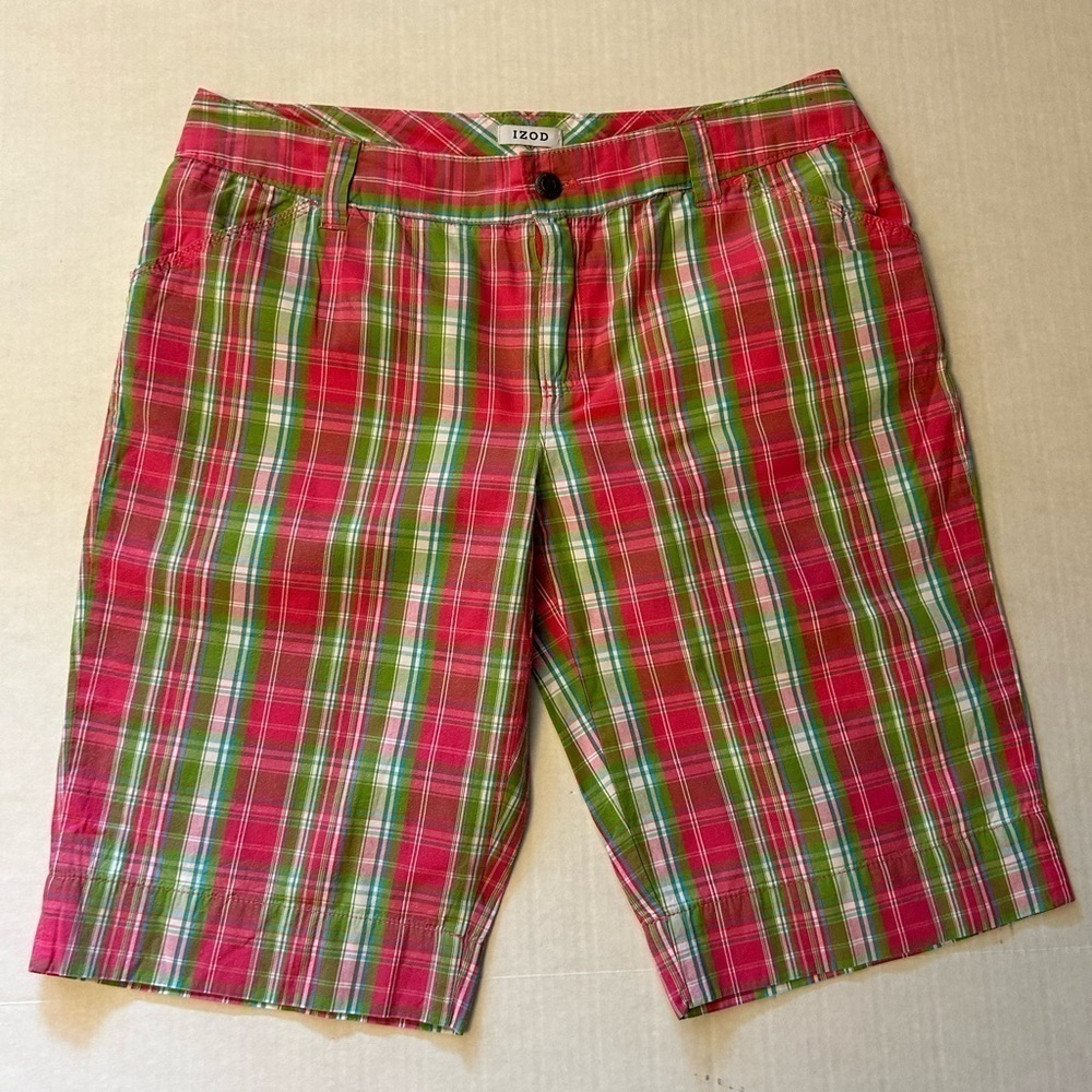 IZOD Bermuda pink‎ & green plaid women’s shorts Sz-8. X18